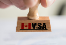 Nop-ho-so-xin-visa-du-hoc-Canada